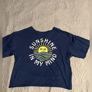 Modern Lux Sunshine cropped shirt (medium)